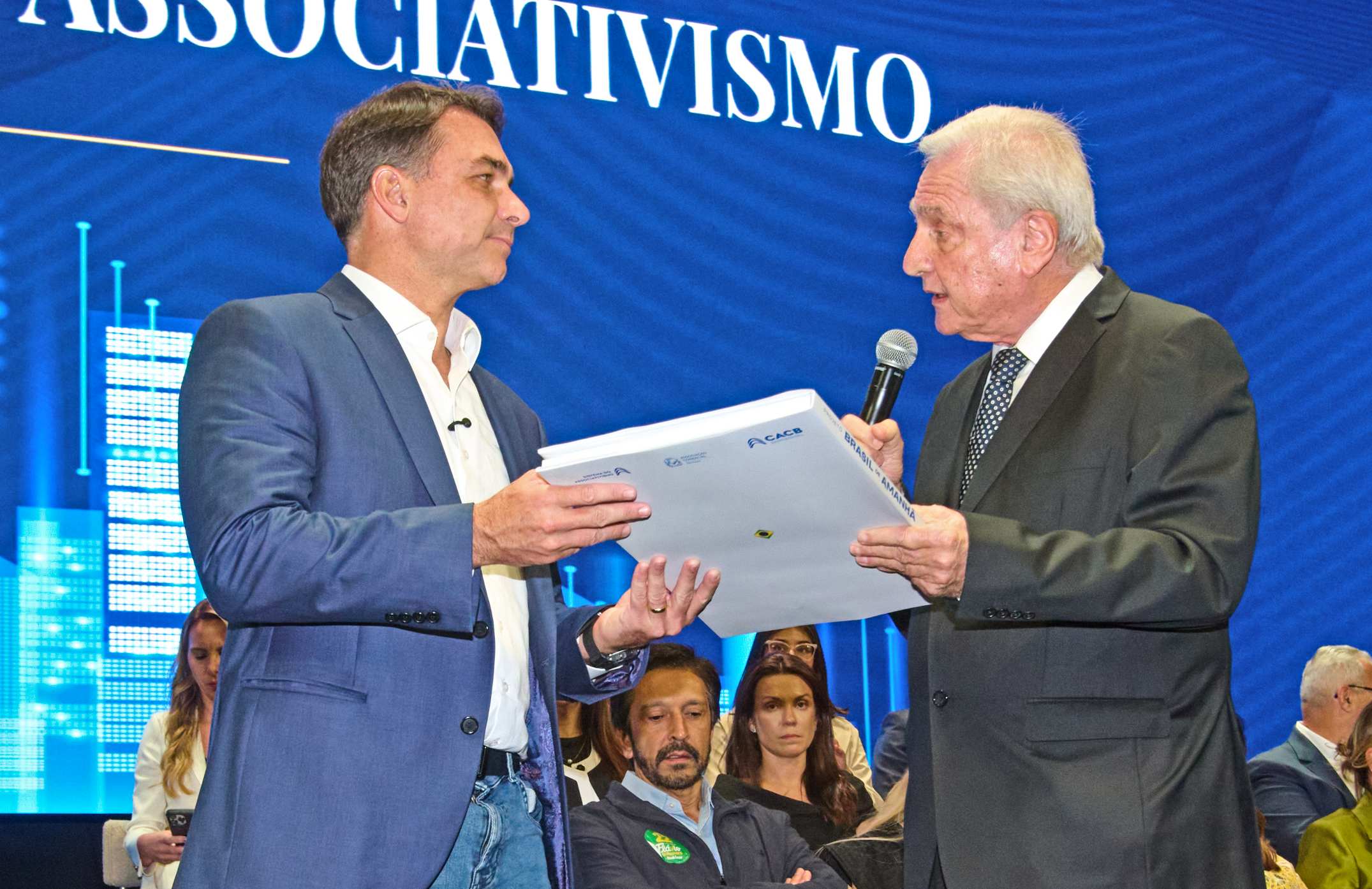 Aciub participa de encontro nacional do associativismo sobre propostas para melhorar o ambiente de negócios