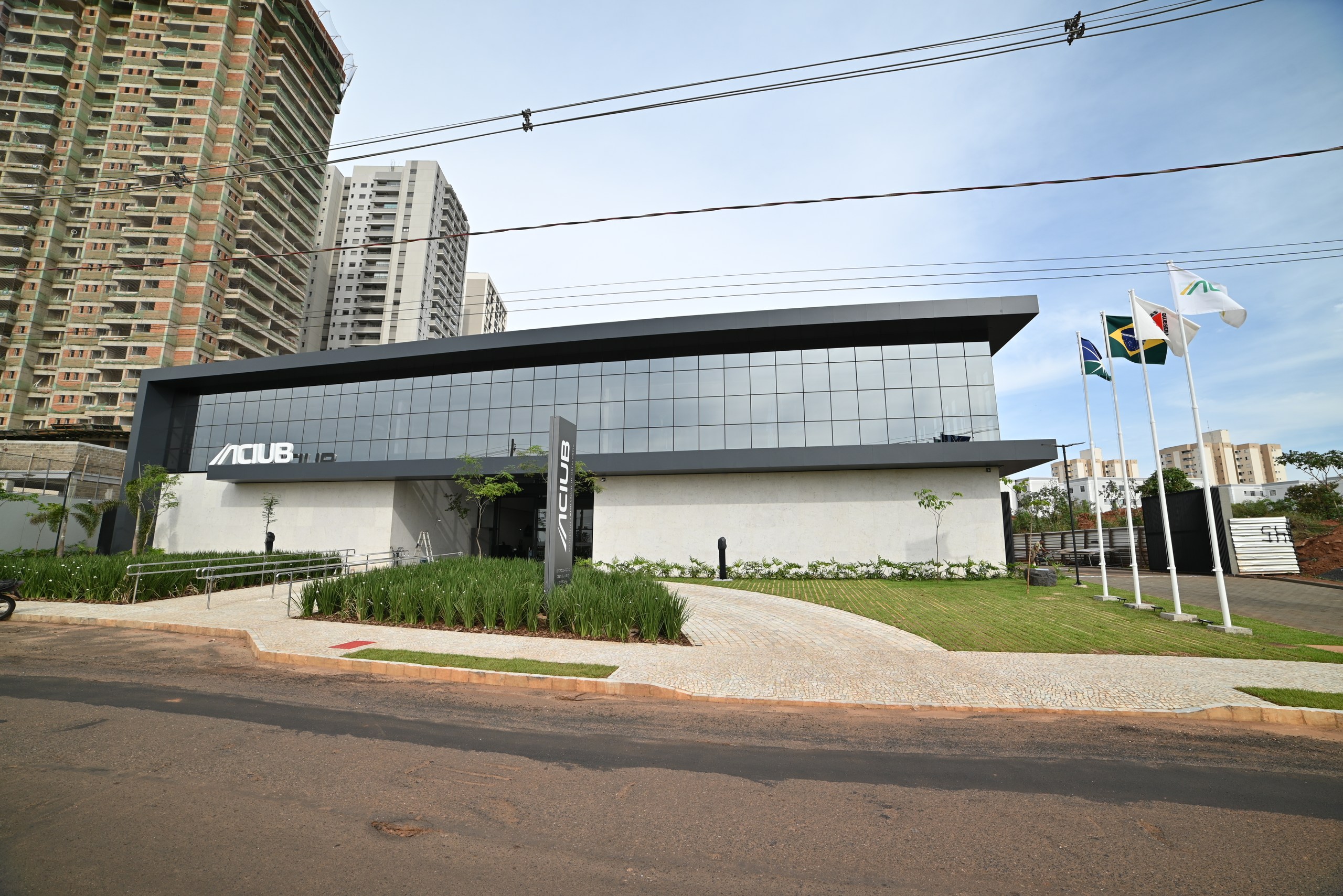 Aciub inaugura Centro de Desenvolvimento Empresarial e celebra 93 anos de história