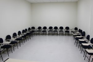 Sala 6 - Anexo 2 - Capacidade para até 36 pessoas.